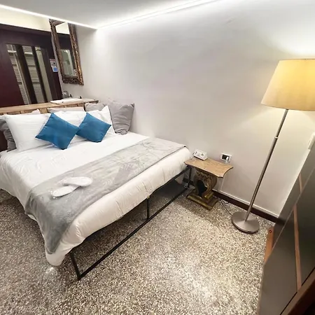 Casa Bruver Biennale Apartment